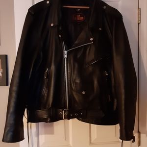 Leather jacket with removable thermal inner layer
